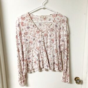 New 💫 Dainty Floral Printed Cropped Blouse
